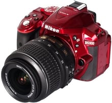 Nikon D5300 Kit (18-55mm) VR II Red