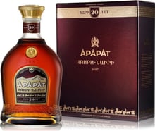 Бренді Ararat Nairi 20 years old 0.5л, 40%, gift box (STA4850001002123)