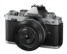 Nikon Z fc + 28mm (VOA090K001)
