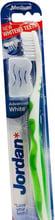 Jordan Advanced Toothbrush Зубная щетка с колпачком для путешествий салатовая