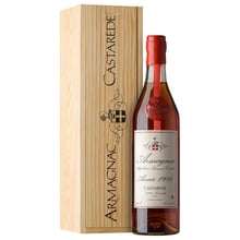 Коньяк Armagnac Castarede, wooden box, 1984 (0,7 л) (BW12102): Объем, л 0.7