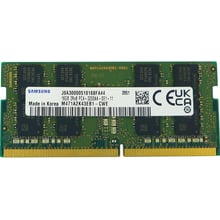 Samsung 16 GB SO-DIMM DDR4 3200 MHz (M471A2K43EB1-CWE): Тип DDR4