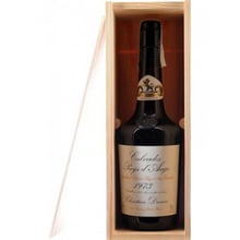 Кальвадос Calvados Coeur de Lion Pays d'Auge, wooden box, 1973 (0,7 л) 42% (BW9410): Объем, л 0.7