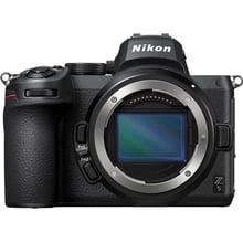 Nikon Z5 Body (VOA040AE) UA: Тип матрицы CMOS