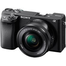 Sony Alpha A6400 kit (16-50mm) Black (ILCE6400LB.CEC): Тип матрицы CMOS