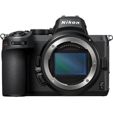 Nikon Z5 Body (VOA040AE): Тип матрицы CMOS