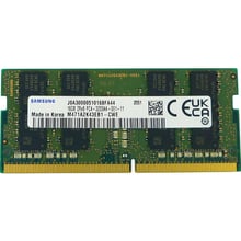 Samsung 16 GB SO-DIMM DDR4 3200 MHz (M471A2K43EB1-CWE): Тип DDR4