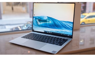 MateBook X Pro - безрамочный ноутбук с веб-камерой в клавиатуре