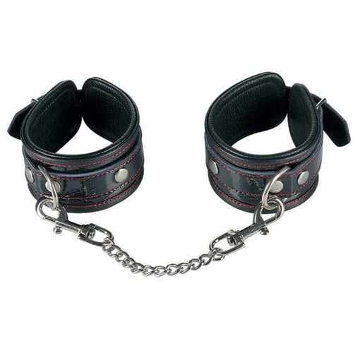 Наручники Fetish Tentation Premium Patent leather handcuffs: Для кого Для женщин