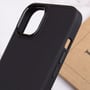 Чехол для iPhone TPU Case Bonbon Metal Style Black for iPhone 13: Материалы Силикон