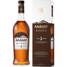 Бренди армянский Ararat, 5 years old, 0.7л, 40%, gift box (STA4850001002314): Объем, л 0.7