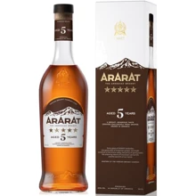 Бренди армянский Ararat, 5 years old, 0.5л, 40%, gift box (STA4850001002307): Объем, л 0.5