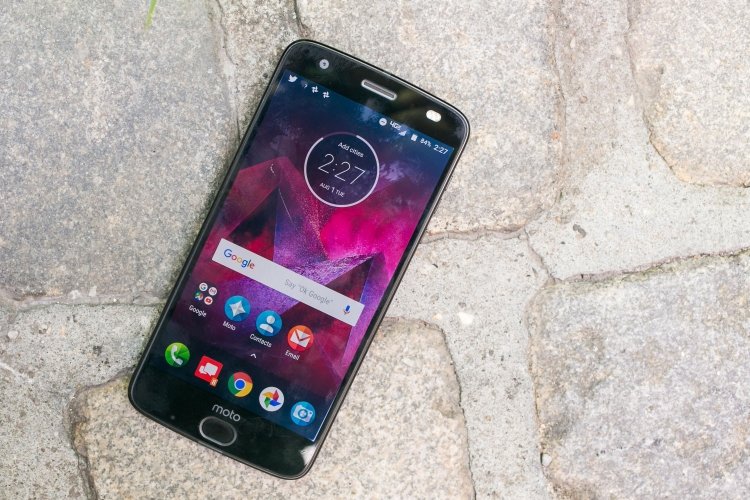 Moto Z2 Force