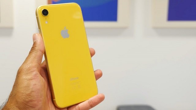 iPhone XR